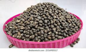 Urad Whole